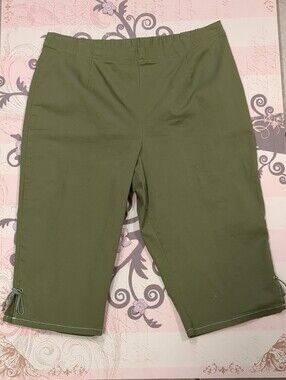 croft & barrow Olive Green Capri Pants